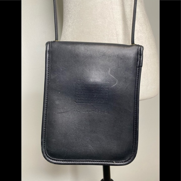 Coach Vintage Scooter Crossbody Bag Black - Picture 4 of 7